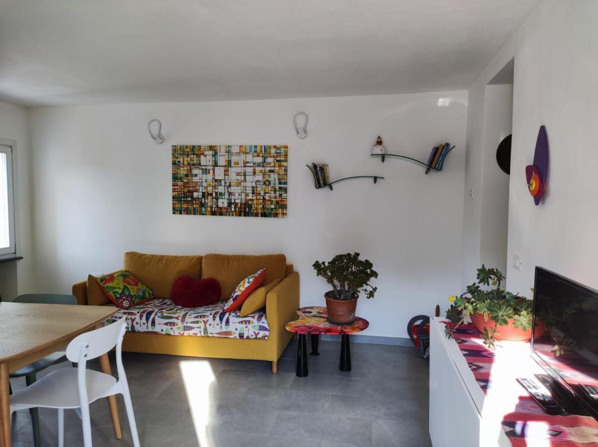 הוילה ורנאצה Casa Dei Giuggioli מראה חיצוני תמונה